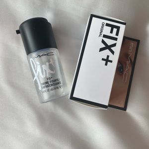 BNIB Mac Cosmetics Fix + Setting Spray (mini size)